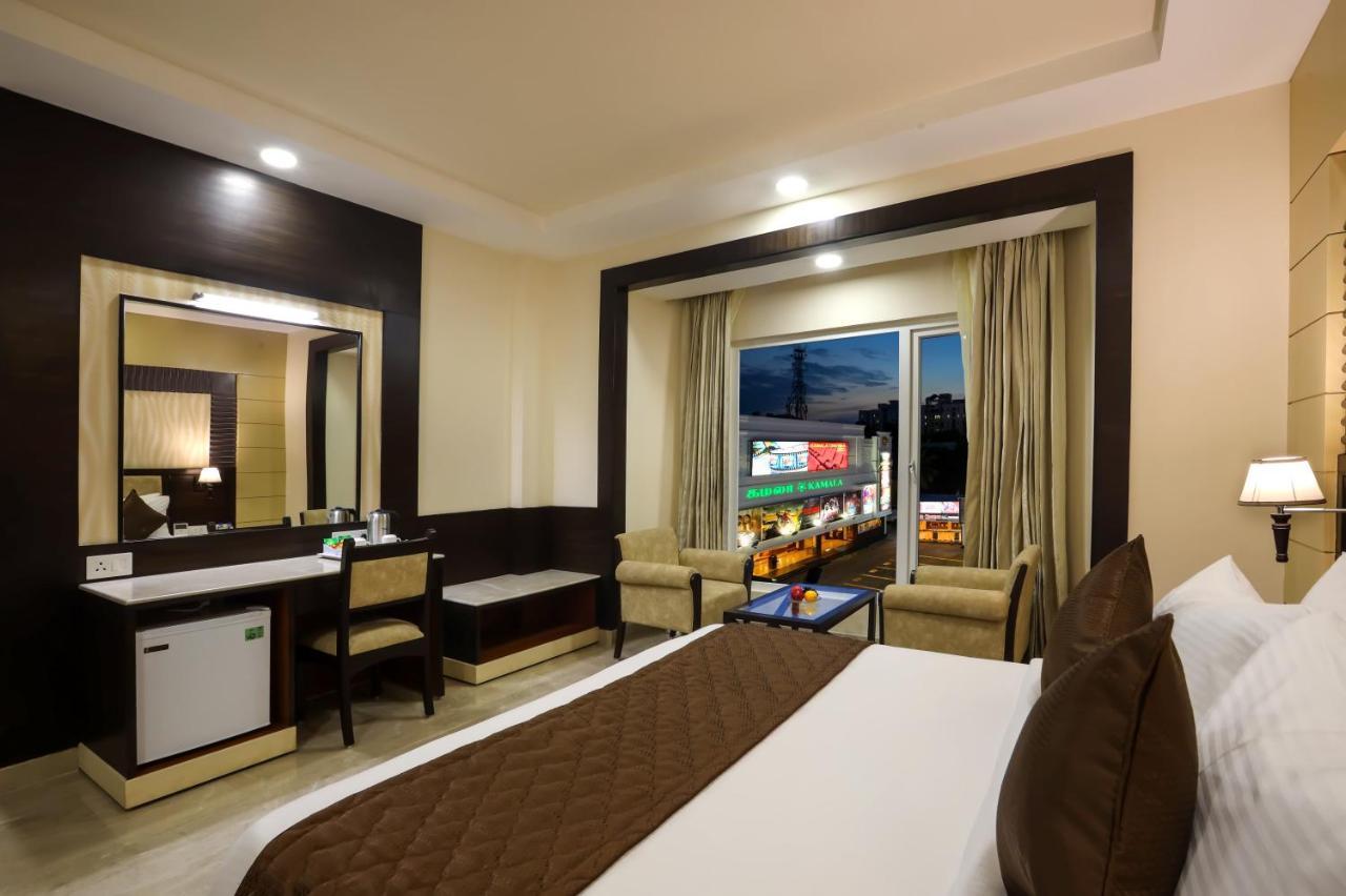 Hotel Aadithya Chennai Exterior photo